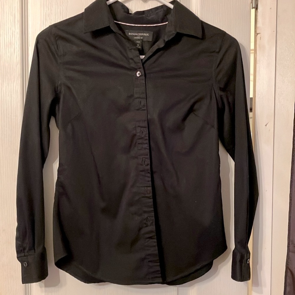 Banana Republic black tailored dress shirt